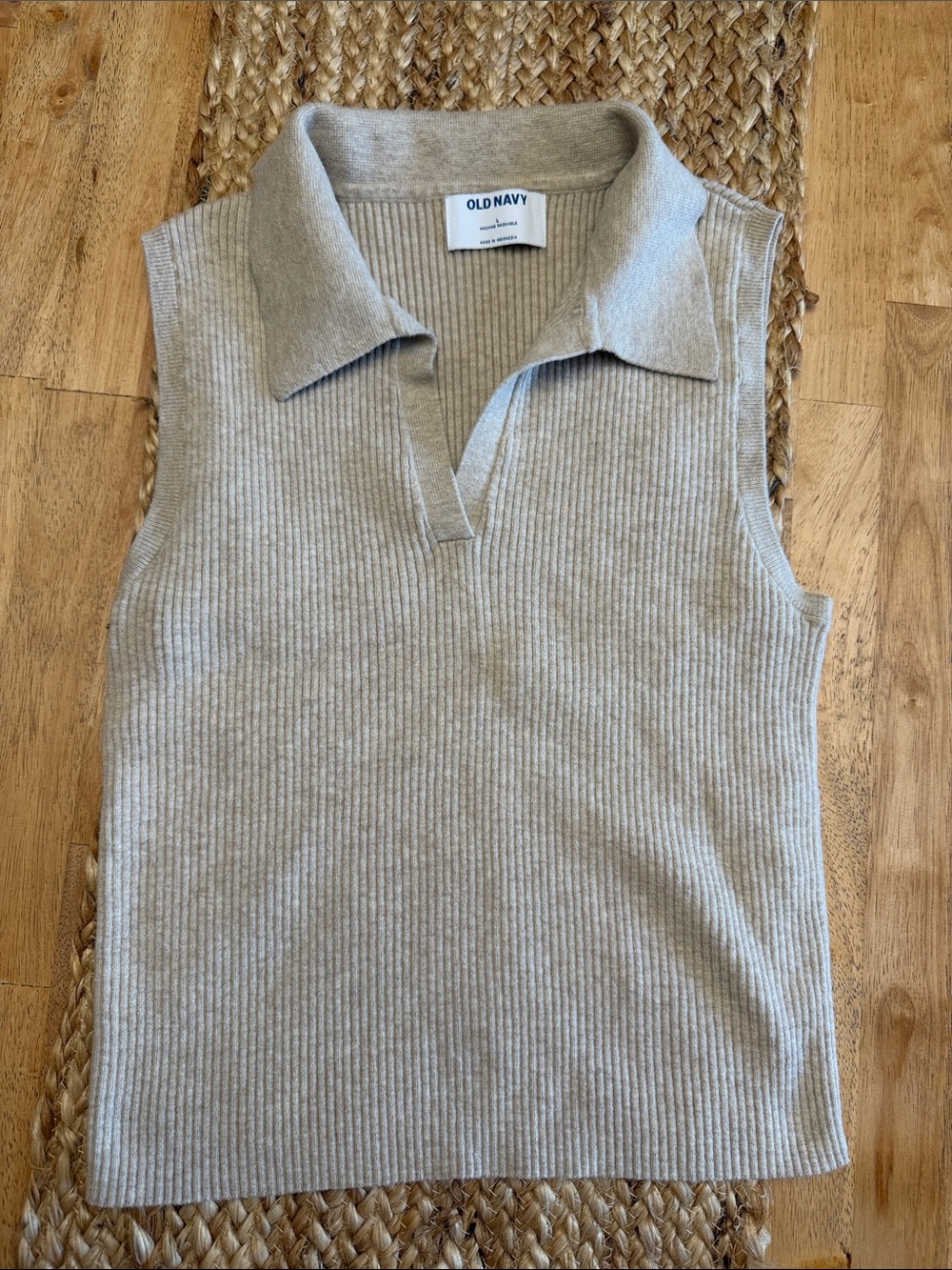Old Navy Ribbed Sleeveless Polo Vest - Light Beige